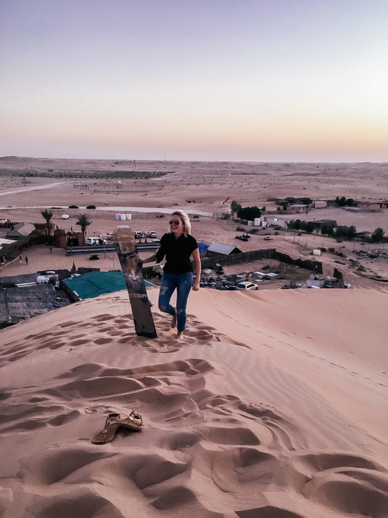 Sandboarding in der Sandwüste Rub al-Khali